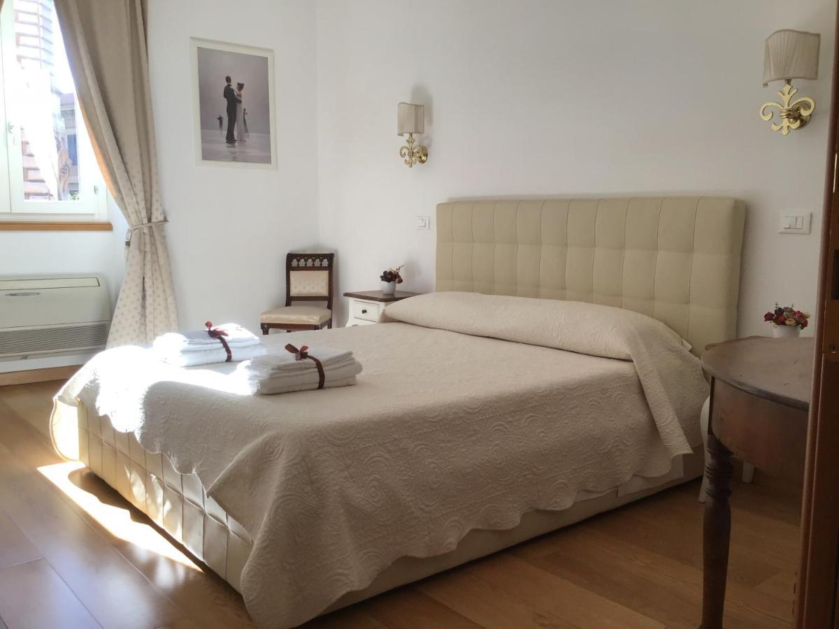 I Prati Di Roma Suites Bagian luar foto