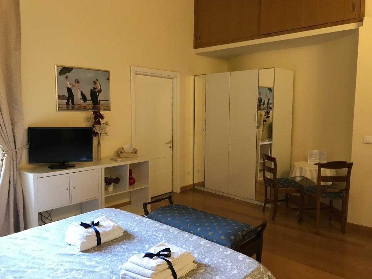 I Prati Di Roma Suites Bagian luar foto