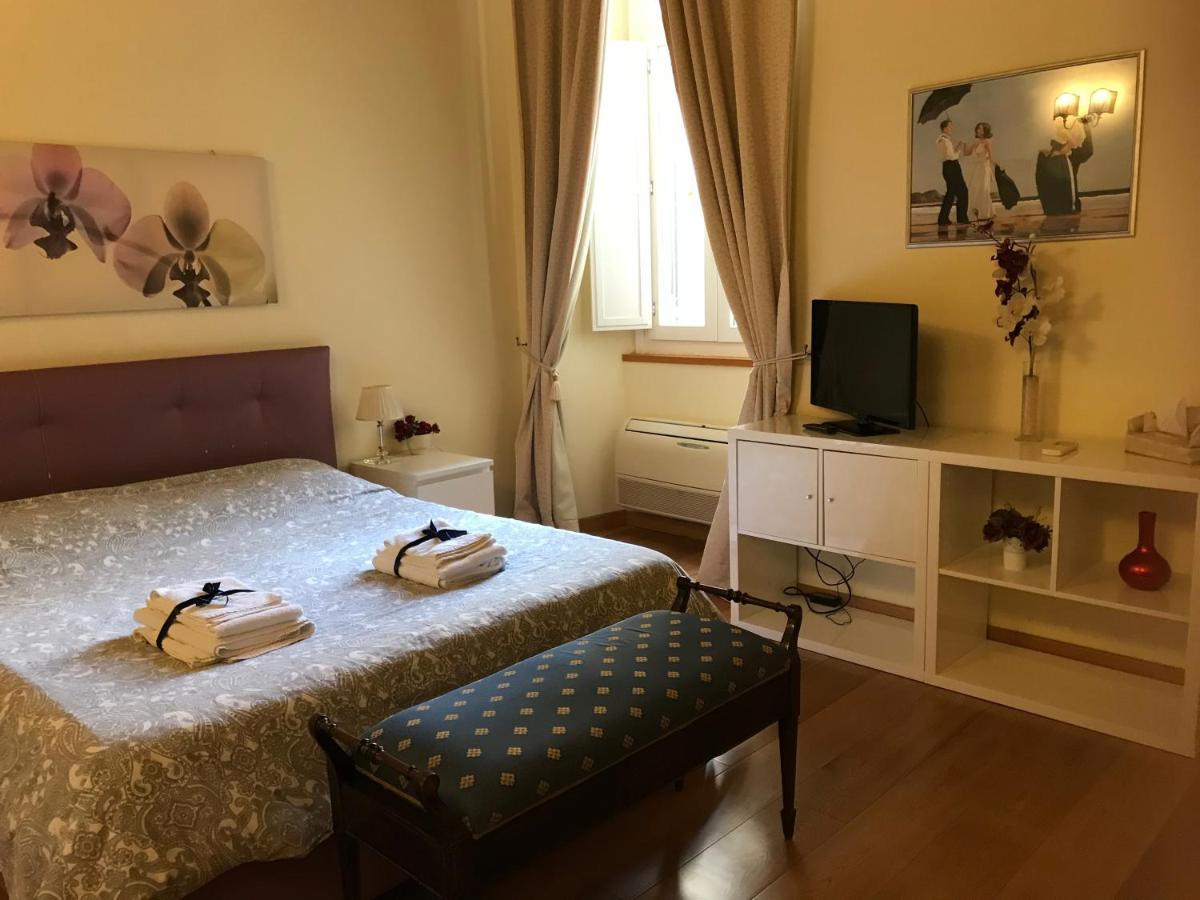 I Prati Di Roma Suites Bagian luar foto