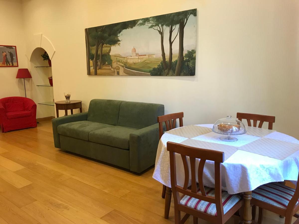 I Prati Di Roma Suites Bagian luar foto