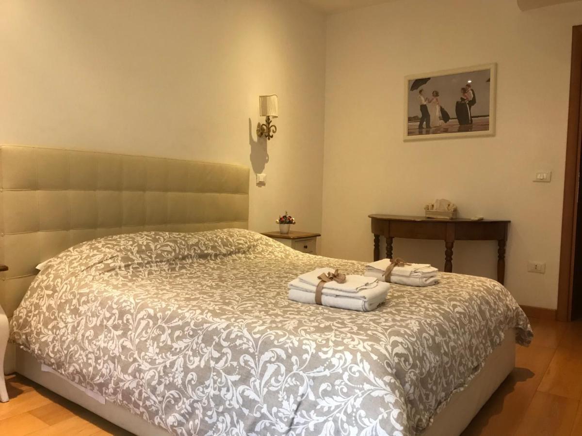 I Prati Di Roma Suites Bagian luar foto